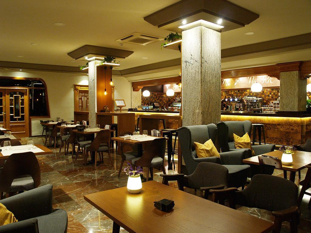 Hotel Zodiaco Bailén Buitenkant foto